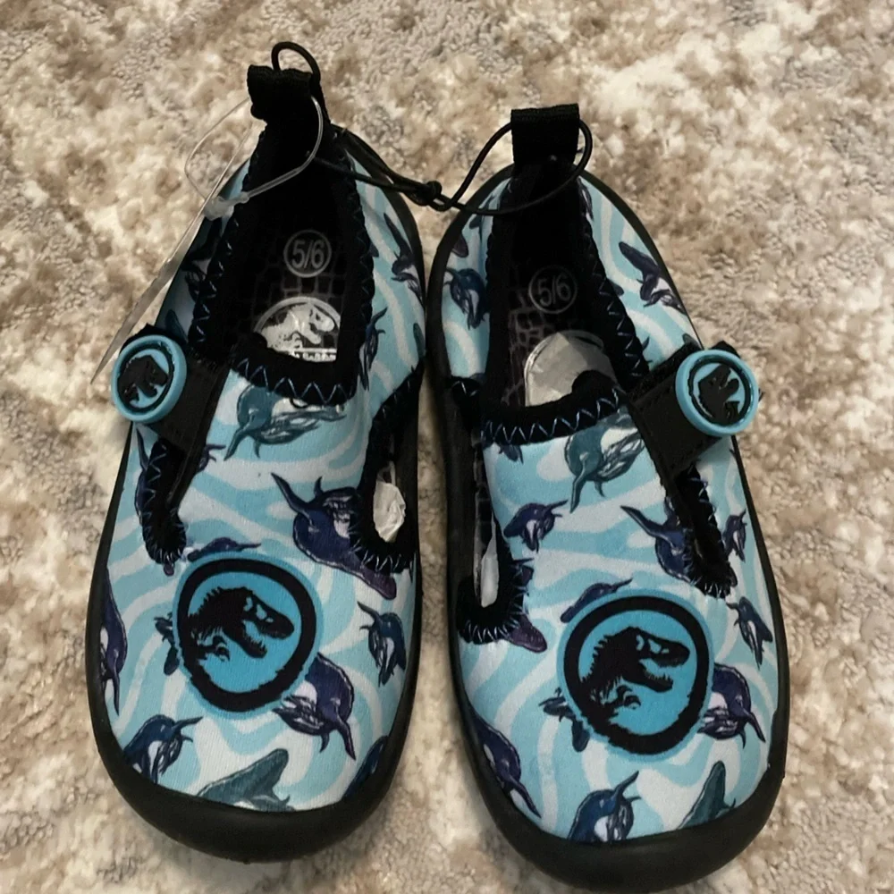 Jurrasic World Kids Blue Dinosaur Water Shoes size 5/6C-NWT